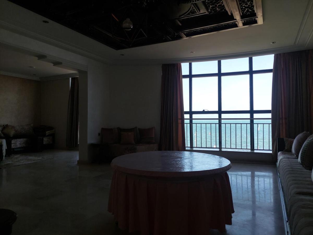 Residence La Corniche Etage 2 Nador Exterior foto